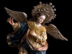 Algunas de las 80piezas que conforman la muestra nunca han sido expuestas al público. EFE  /