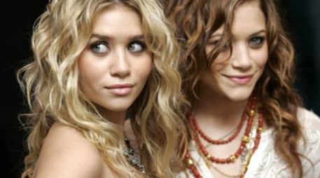 Las hermanas revelaron que su línea está inspirada por sastres británicos de Savile Row. ESPECIAL  /