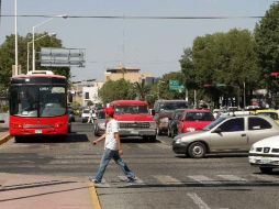 La Secretaría de Vialidad comenzó la socialización del proyecto del par vial en Enrique Díaz de León y Federalismo. EL INFORMADOR  /