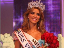 Goncalves tendrá la misión de recuperar la corona de la mujer más bella del  mundo. EFE  /