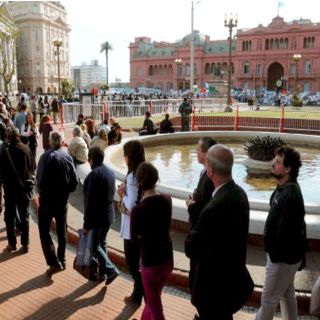 Velorio de Kirchner se alarga