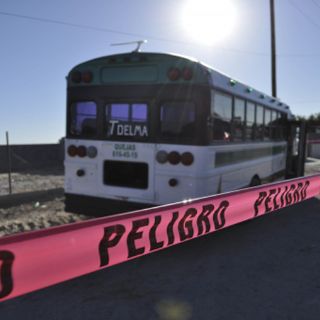 Reportan que ataque a camión fue por omitir alto en retén de narco