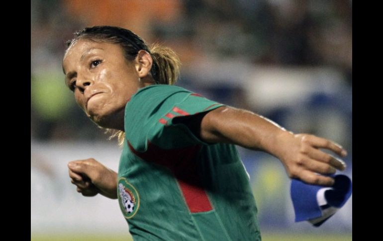 'Marigol' celebra uno de los tantos anotados anoche en el estadio Beto Ávila de Cancún. REUTERS  /