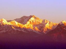 Los integrantes del pueblo Kokonuco interpretan a la Tierra como un espacio lleno de vida. EFE  /