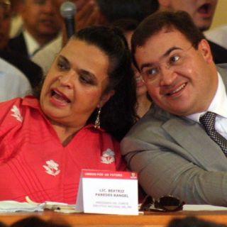 Paredes: No buscaré la candidatura en 2012