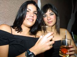 El alcohol, la heroína y el crack lideraron la lista de las más perjudiciales para el entorno directo en el consumidor. ARCHIVO  /