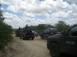 La policía encontró siete cadáveres juntos y uno más a 20 metros de los primeros. NTX  /