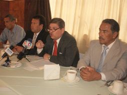 Presidentes de los Colegios, Barras y Asociaciones de Abogados ofrecieron una conferencia de prensa. A. HINOJOSA  /