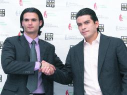 Álvaro Ortiz (der.), nuevo presidente de la Comisión del Jugador, y Mario Hernández Lash, ex presidente. MEXSPORT  /