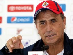 El técnico de las Chivas reconoce que el equipo tiene pocas posibilidades de calificar a la liguilla. MEXSPORT  /