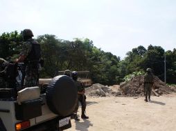 Elementos de la Marina, Ejército y Policías Estatales realizan la búsqueda de una fosa en Acapulco. EL UNIVERSAL  /