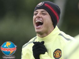 Javier Hernández en un entrenamiento con su equipo, Manchester United. AP  /