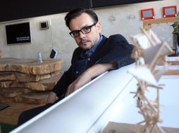 Fernando Sandoval en su estudio en Guadalajara, donde se ha internado los últimos dos años. A. HINOJOSA  /