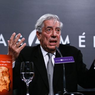 ''A la hora de escribir no hay Premio Nobel que valga'': Mario Vargas Llosa