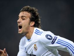 Pedro León, del Real Madrid, festeja el gol que le dió el empate a su equipo. AFP  /