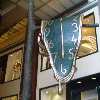 Nueva York se rinde ante el surrealismo de Dalí