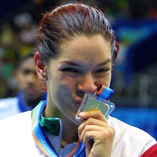 Lenia Ruvalcaba gana premio