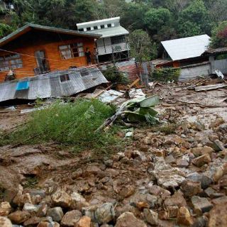 Veinte muertos y una docena de desaparecidos por deslave en Costa Rica