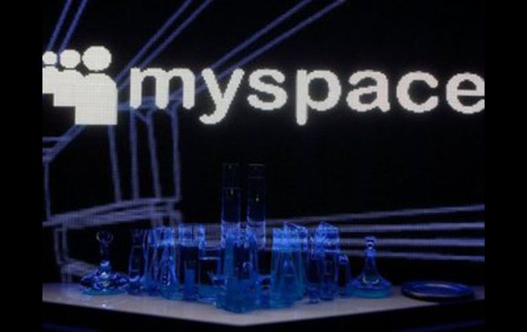 Hemos sido claros en que Myspace es un problema, dijo Chase Carey. AFP  /
