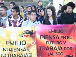 La Preparatoria número 16 de la Universidad de Guadalajara encabezó la manifestación 37. R. ZAPATA  /