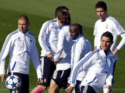 El Real Madrid se enfrenta este domingo al Atlético de Madrid. EFE  /