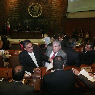 Descartan nuevos impuestos para 2011 en Jalisco
