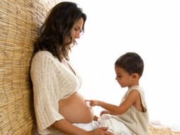 El aumento de peso en el embarazo eleva la posibilidad de, por ejemplo, tener un bebé más grande que lo normal. ESPECIAL  /