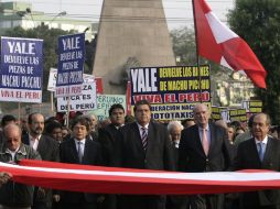El presidente de Perú Alan García lideró marcha. EFE  /