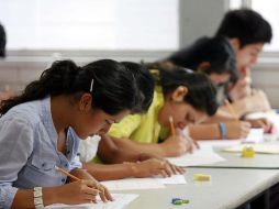 Al examen matutino fueron convocados 30 mil 933 jóvenes, y  al vespertino sólo dos mil 976. E. PACHECO  /