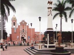 Plaza principal de Jalisco, Nayarit. V. GARCÍA  /