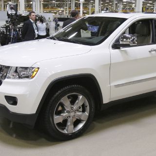 Pérdidas trimestrales de Chrysler disminuyen