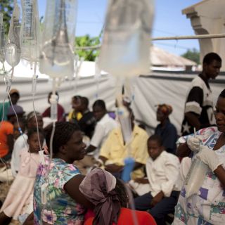 Haití, en alerta por desbordamiento de río infectado de cólera