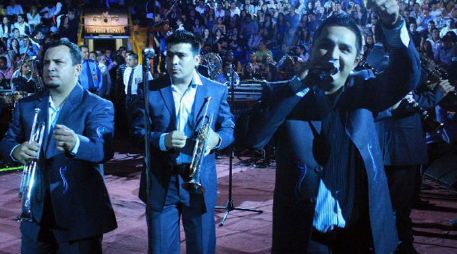 La Arrolladora demostró una vez más en el marco de las Fiestas de Octubre que su música mueve masas. A. HINOJOSA  /