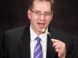 Haub también tomó una pastilla multivitamínica al día, un batido con proteínas y algunas verduras. WWW.THESTAR.COM  /