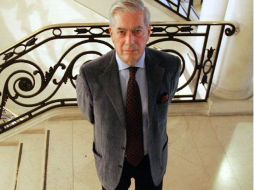 El escritor advierte que el derecho de libertad en algunos países siempre estará amenazado por todas las formas de poder. AFP  /