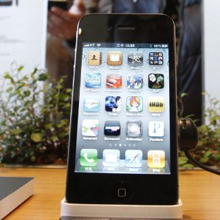 Dispositivos celulares con menor costo y peso, el futuro de la comunicación