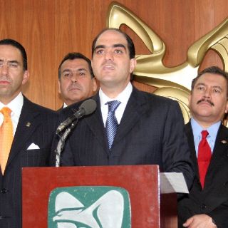 Senadores discuten acuerdo para que titular de IMSS comparezca