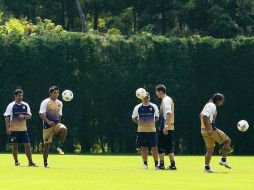 Los jugadores de Pumas se verán las caras con las Águilas en la última jornadad del torneo Apertura 2010. MEXSPORT  /