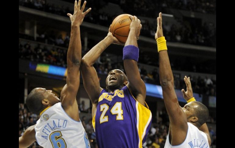 Denver Nuggets arrebató el liderato a Lakers de los Ángeles. AP  /