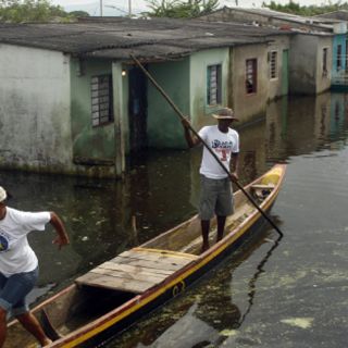Declaran alerta en sistema de salud colombiano por lluvias