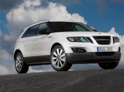 Habrá autos que por sus características se llevarán los reflectores, como la Saab 9-4X. ESPECIAL  /