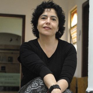 Berta Kolteniuk emplea los colores como materia de su obra