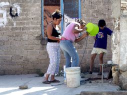 Vecinos del Norte de la ciudad piden que el servicio se reanude esta noche. E. BARRERA  /