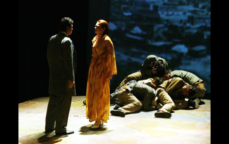 La obra Cananeas del grupo TATUAS, de Sinaloa, se presentó el viernes pasado.E. BARRERA  /