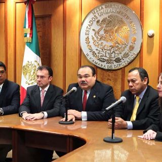 Comisión de Presupuesto pospone sesión