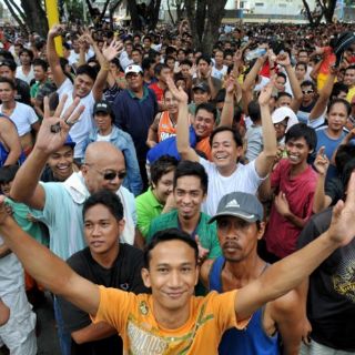 Filipinas celebra el histórico triunfo de Pacquiao