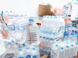 Por la temporada, se abrió el acopio llamado canasta navideña, con el apoyo de la Cuz Roja. ARCHIVO  /