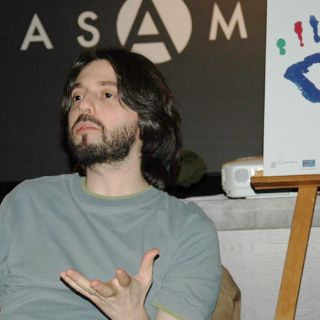 Andrés Neuman minimiza cambios ortográficos