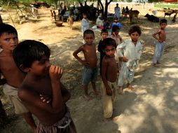 El Vaticano denuncia que países pobres como Pakistan se enfrentan a mayores problemas cuando tienen alerta sanitaria. AFP  /