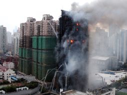 En el incendio del edificio de 28 pisos murieron al menos 42 personas. NTX  /